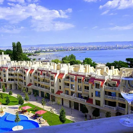 саут на плажа - South On The * Varna